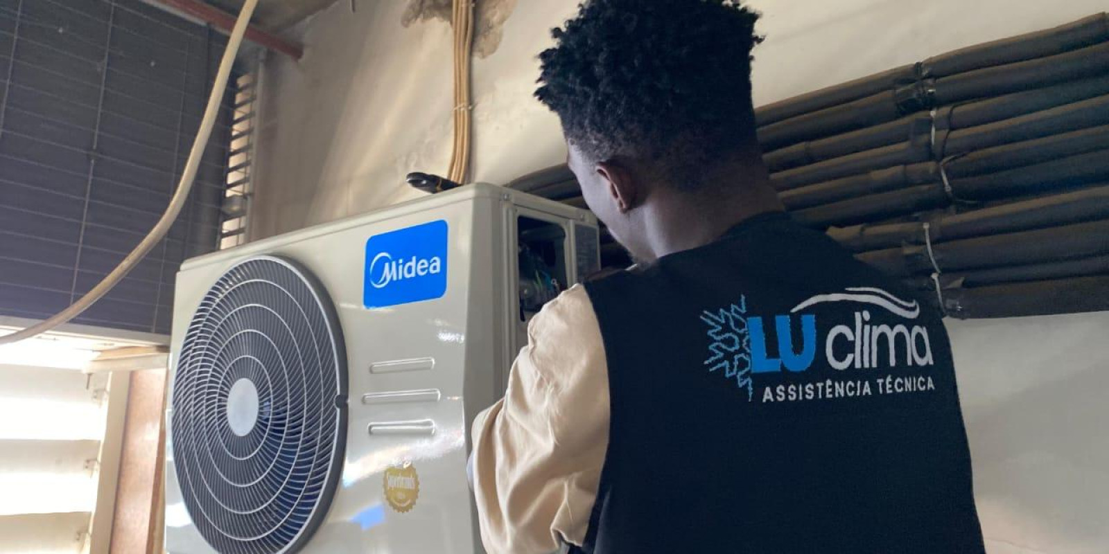 Reparação e manutenção de Ar Condicionado