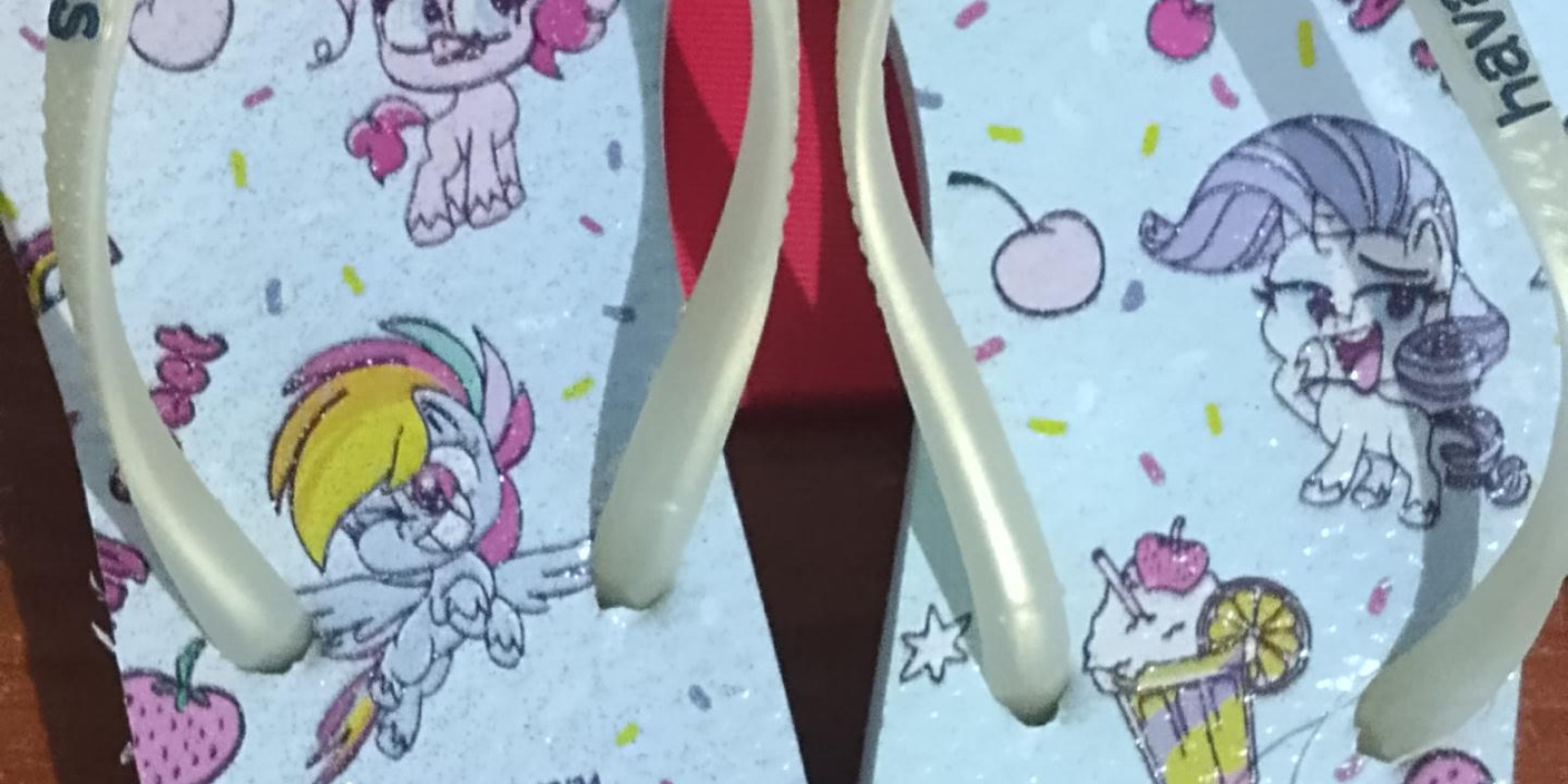 Venda de Chinelos e Cosméticos. - Foto 61