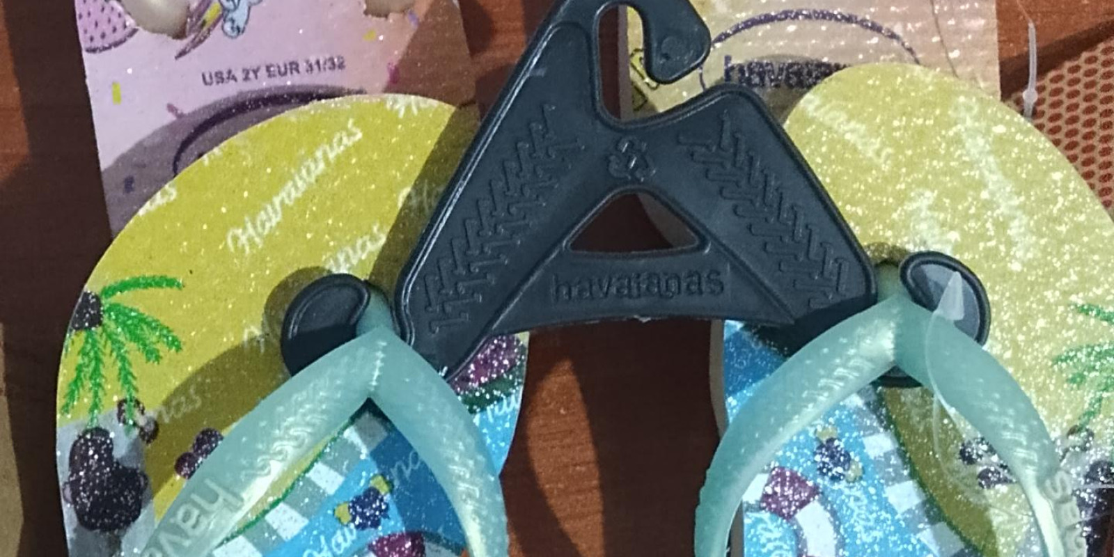 Venda de Chinelos e Cosméticos. - Foto 11